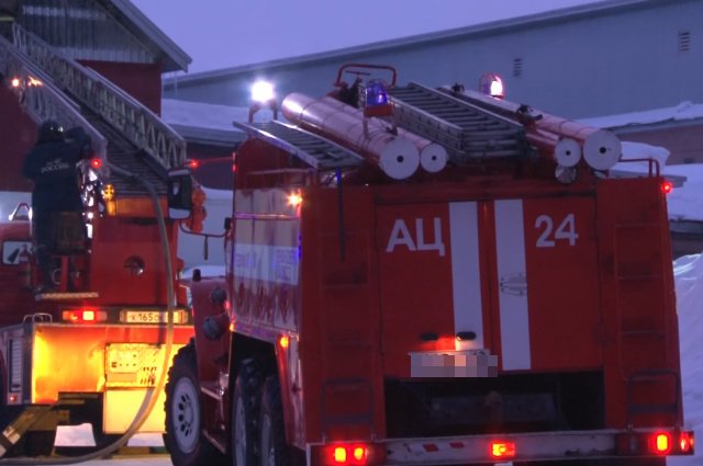 Спасатели МЧС России ликвидировали пожар в нежилом помещении в Беловском ГО